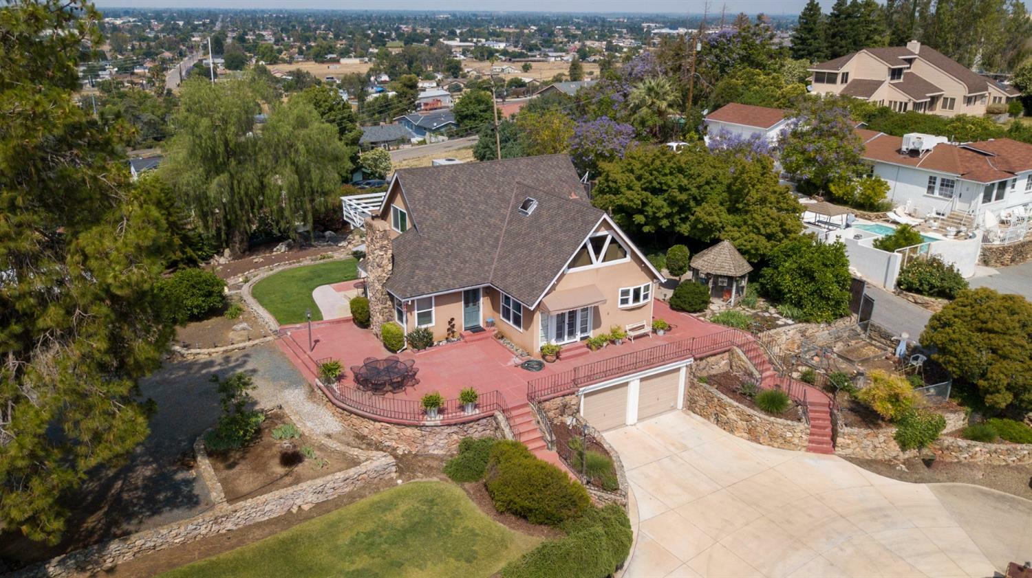 Property Photo:  1035 N Highland Road  CA 93257 