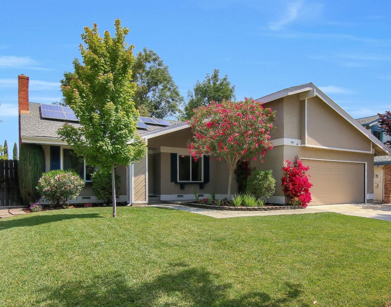 Property Photo: 403 Beckham Drive CA 95123