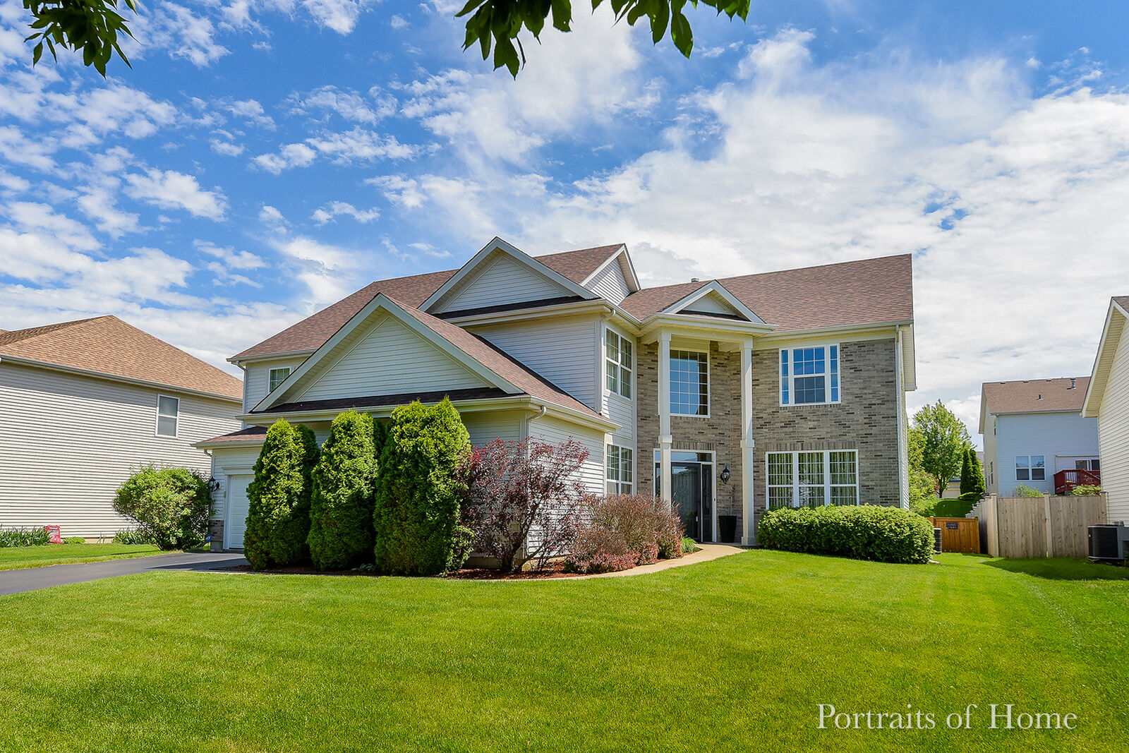 Property Photo: 787 Brompton Lane IL 60440