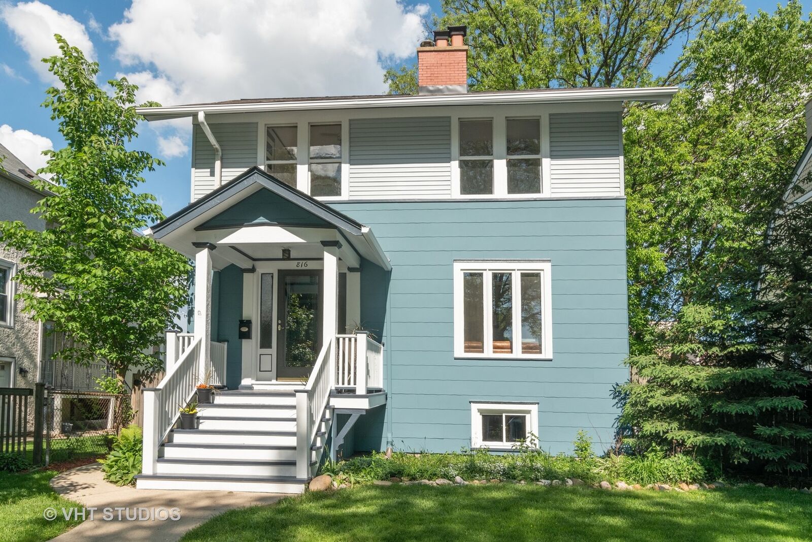 Property Photo: 816 S Grove Avenue IL 60304