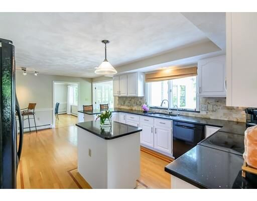 Property Photo:  7 Snowberry Road  MA 01810 