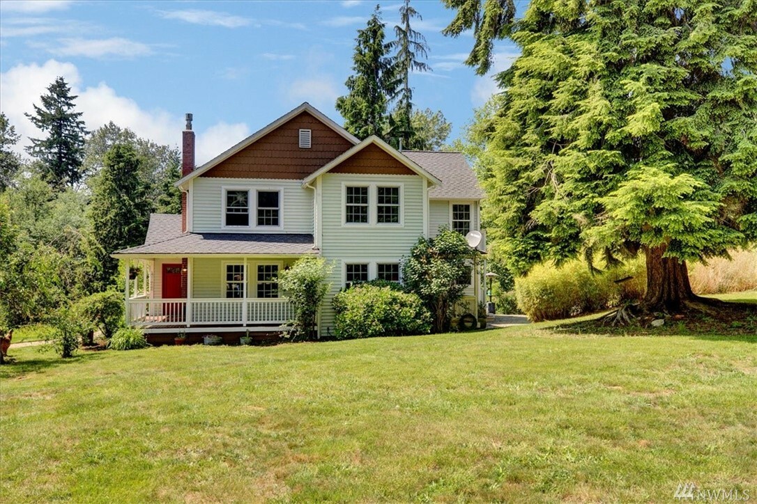 Property Photo:  4722 157th Ave SE  WA 98290 