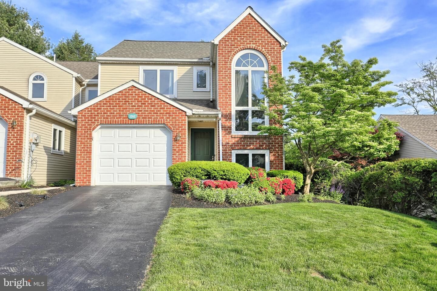 Property Photo: 1262 Summitview Court PA 17070