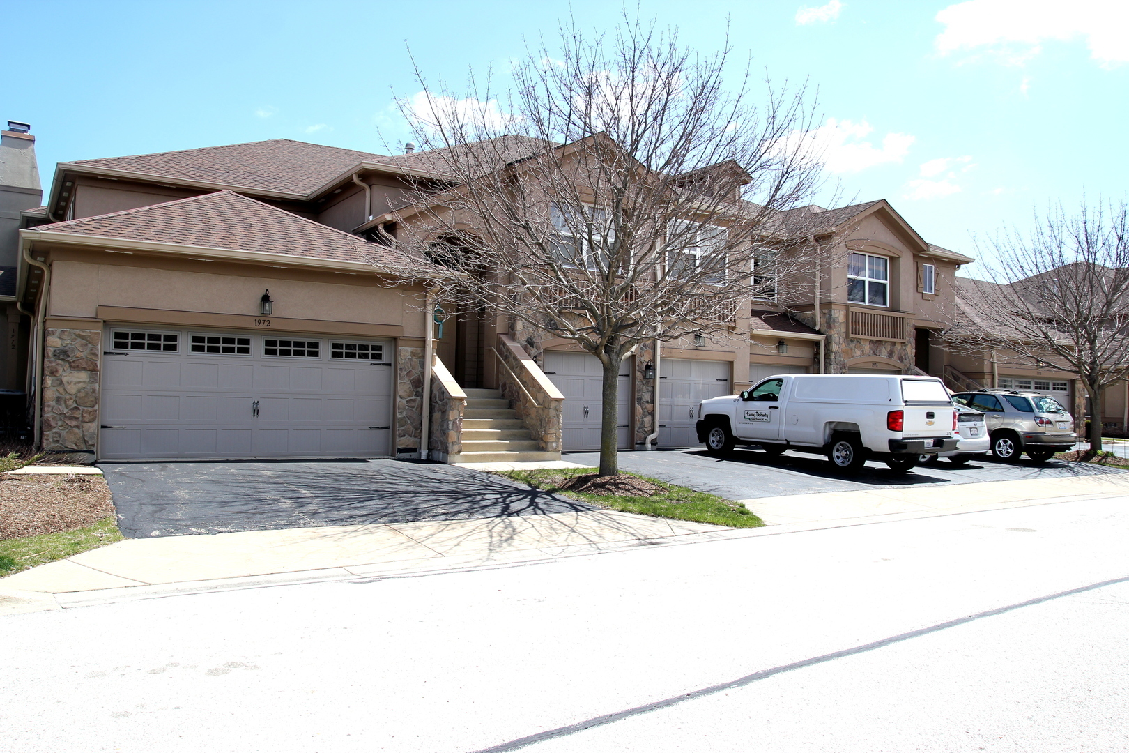 Property Photo:  1974 North Crenshaw Circle 1974  IL 60061 