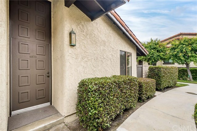 Property Photo: 4922 E Atherton Street CA 90815
