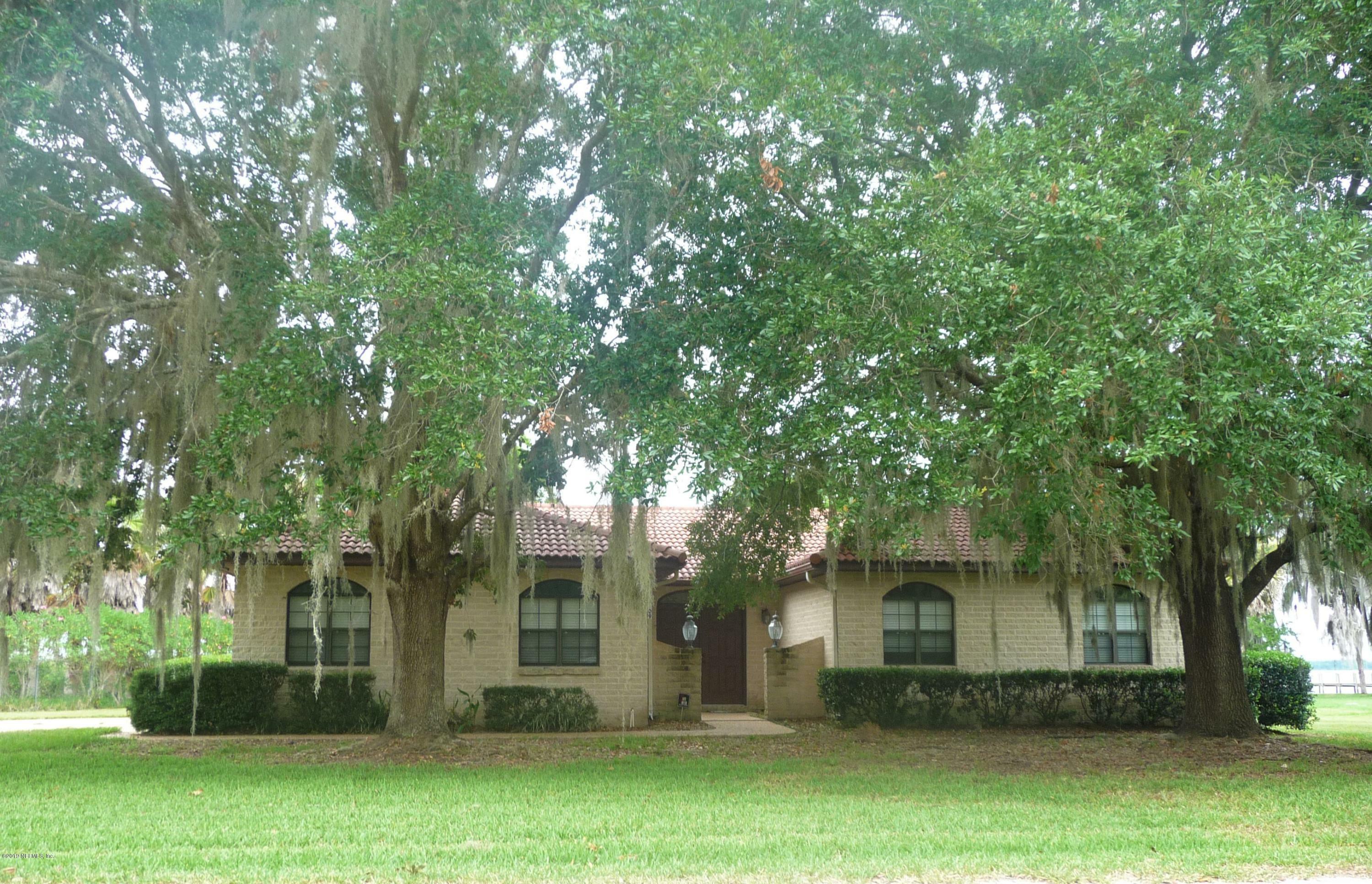 Property Photo: 109 Cow Creek Court FL 32131