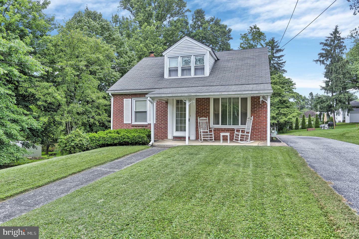 Property Photo:  1807 Chesley Road  PA 17403 