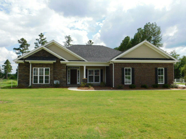 Property Photo:  1016 Millbrook Way  GA 30824 