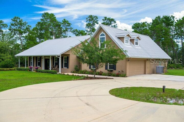 Property Photo:  32447 Chippewa Avenue  FL 32720 