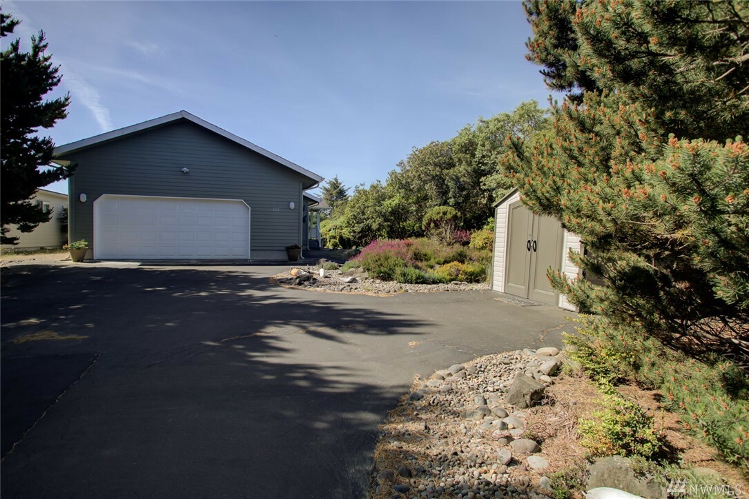 Property Photo:  375 S Butter Clam St SW  WA 98569 