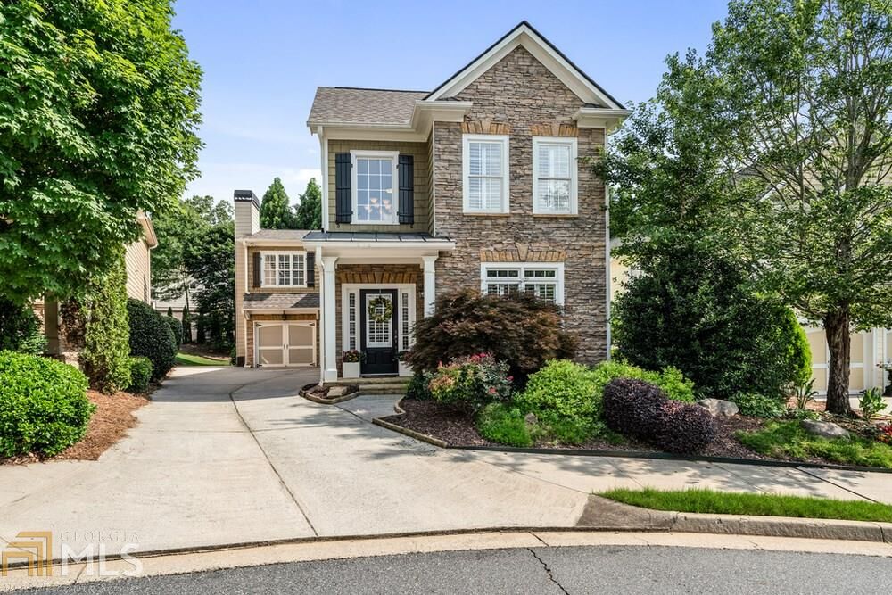 Property Photo: 4250 Glen Vista Ct GA 30097