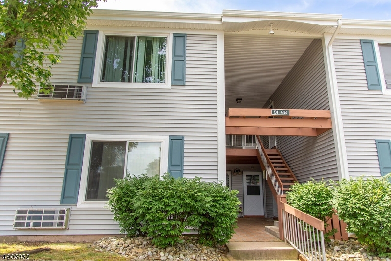 Property Photo:  88 Marlowe Ct  NJ 08873 