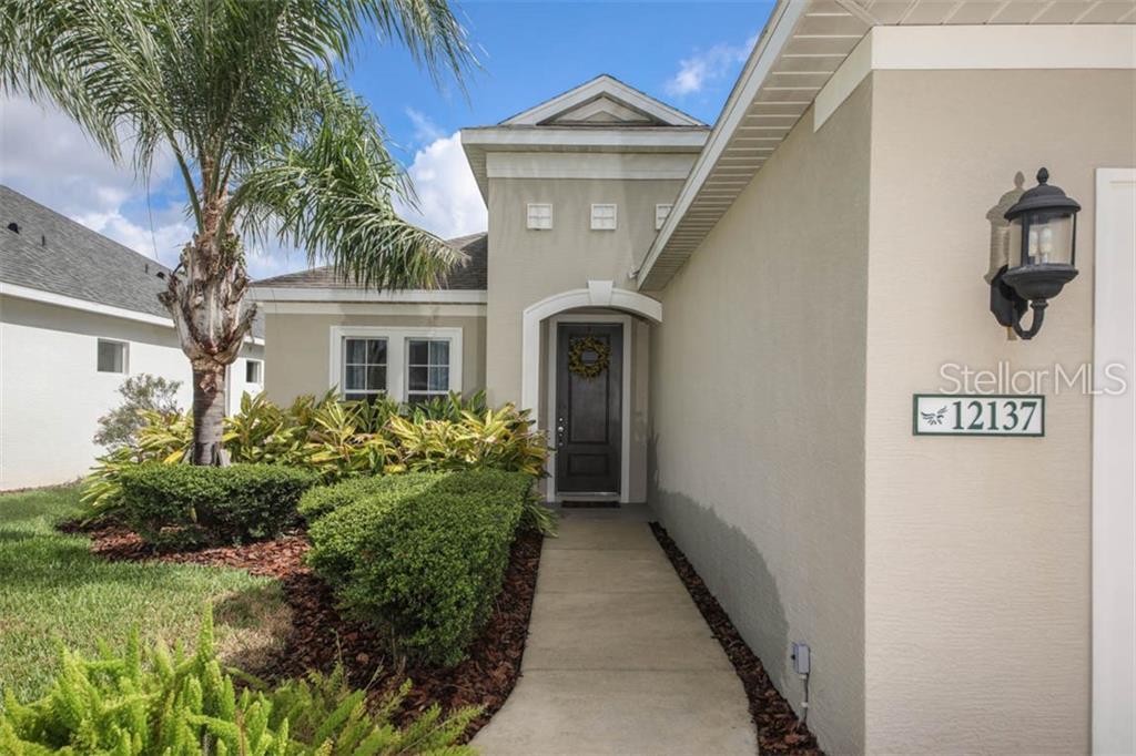 Property Photo: 12137 Whisper Lake Drive FL 34211