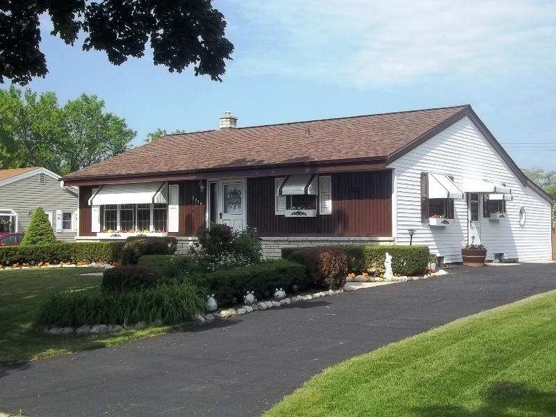 Property Photo: 6454 N 93rd St WI 53224