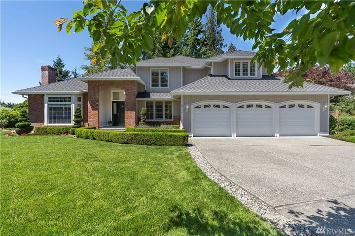 24212 SE 47th St  Sammamish WA 98029 photo