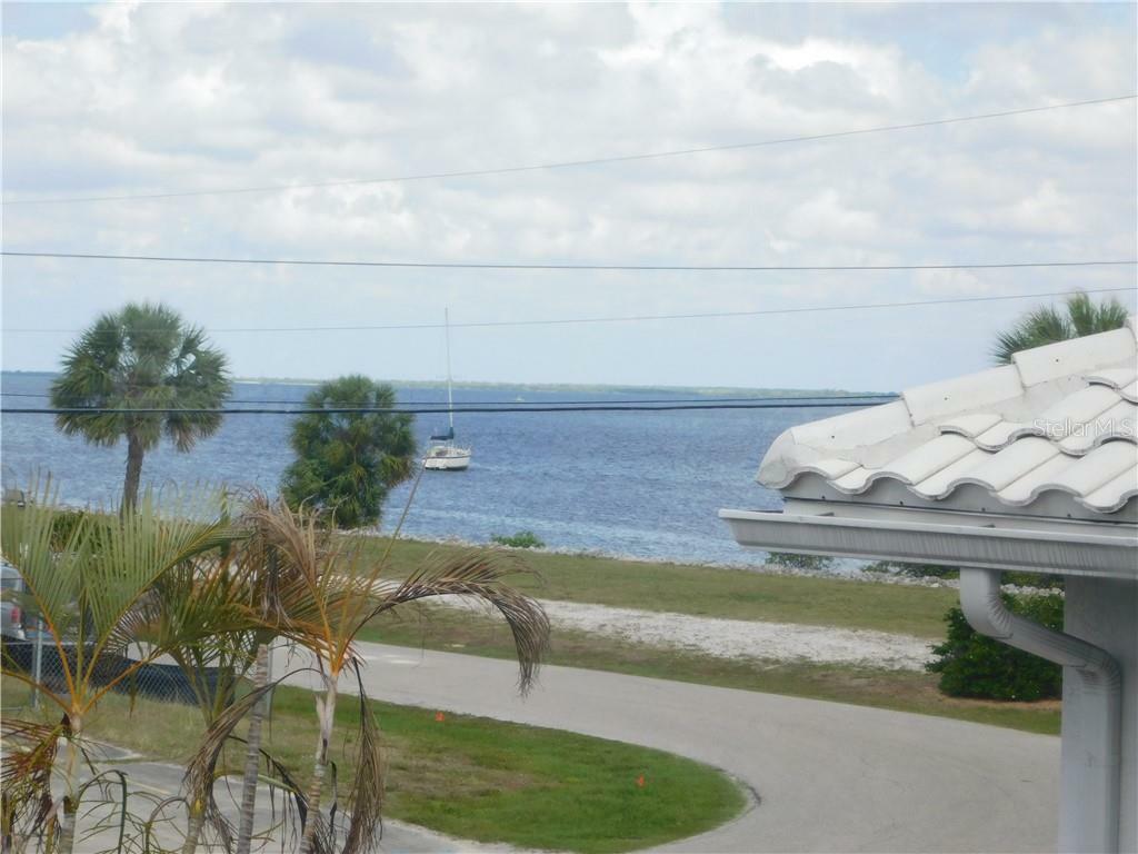 Property Photo:  1416 Park Beach Circle C  FL 33950 