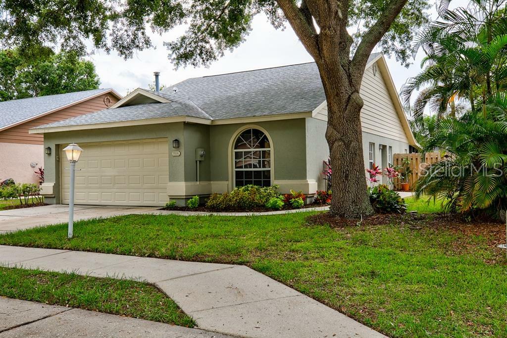 Property Photo:  7816 Geneva Lane  FL 34243 