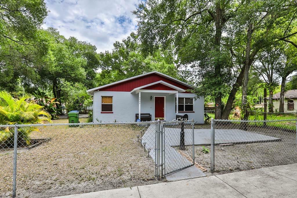 Property Photo:  2809 N 29th Street  FL 33605 