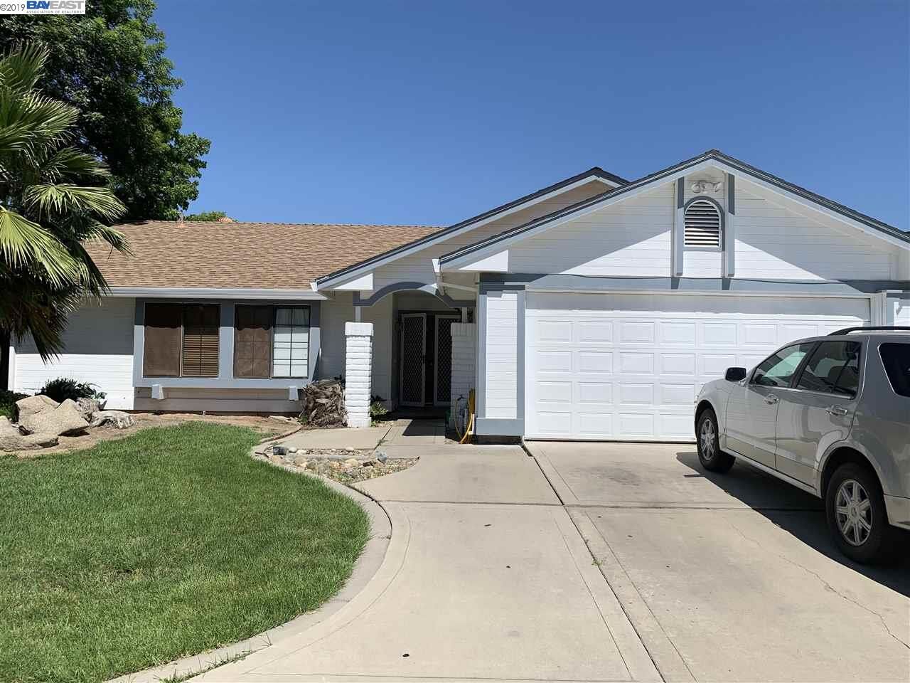 Property Photo: 3662 Baylor Court CA 95348
