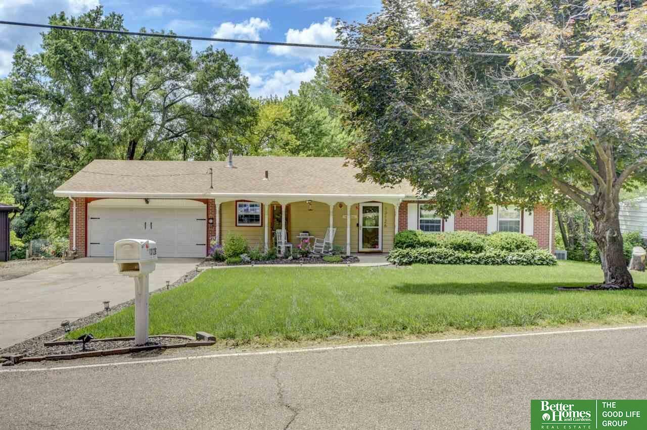 Property Photo: 13126 N 42nd NE 68112