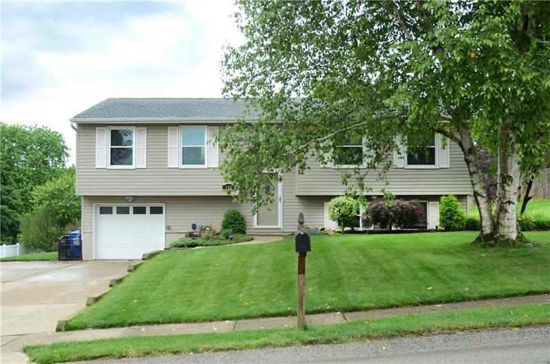 Property Photo: 133 Cranbrooke PA 15108