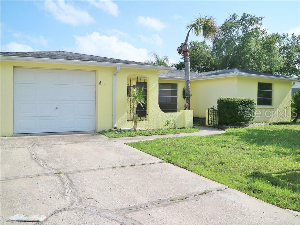 Property Photo:  3434 Coldwell Drive  FL 34691 