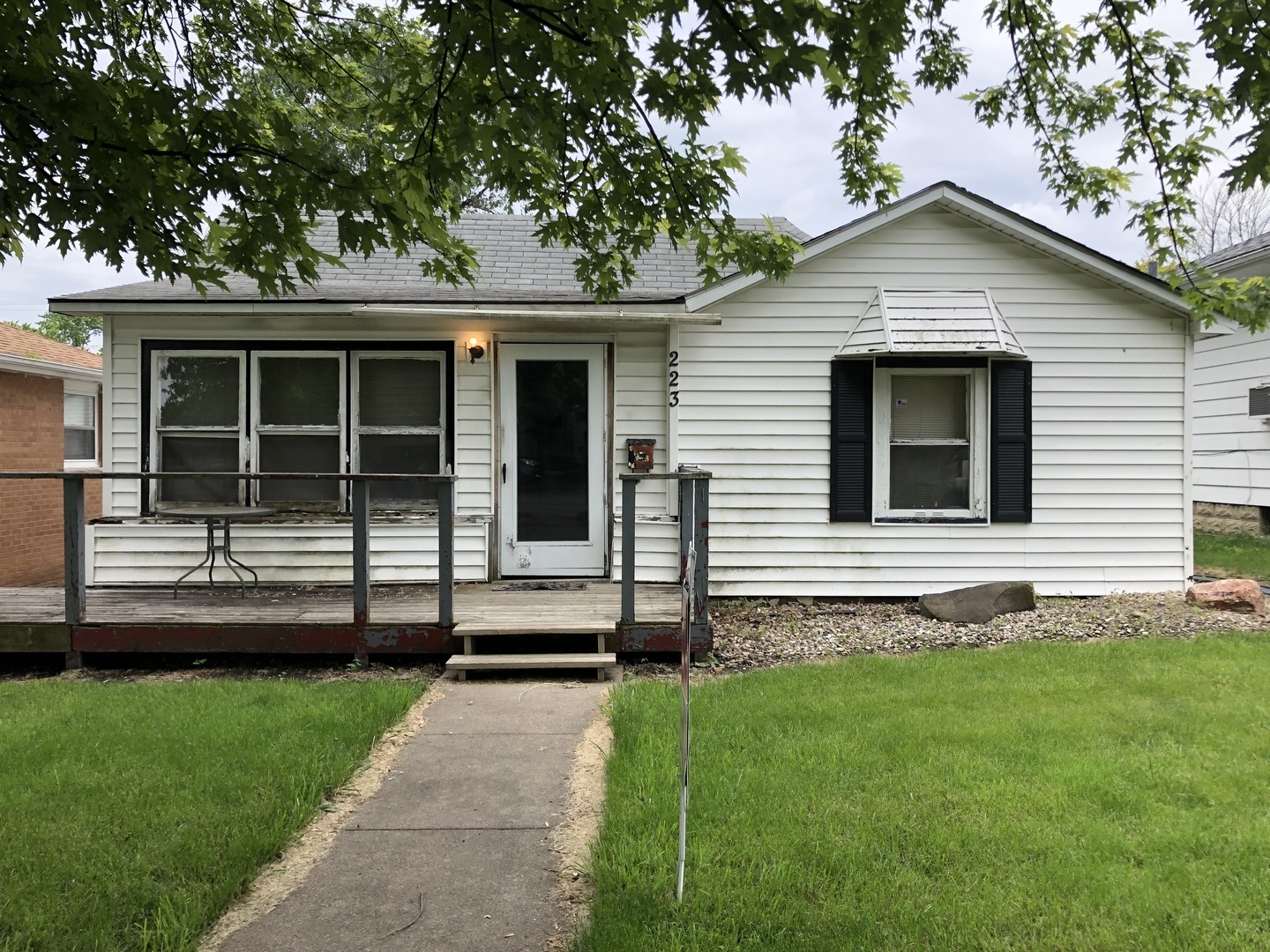 Property Photo:  223 South Clinton Avenue  IL 60915 