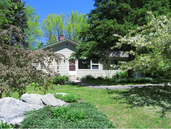 Property Photo:  7 Hoitt Drive  NH 03824 