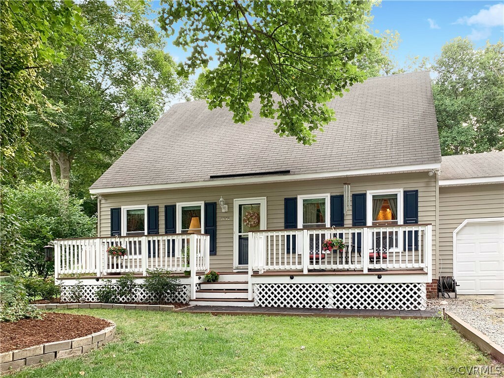 Property Photo: 10142 Old Quarter Lane VA 23124