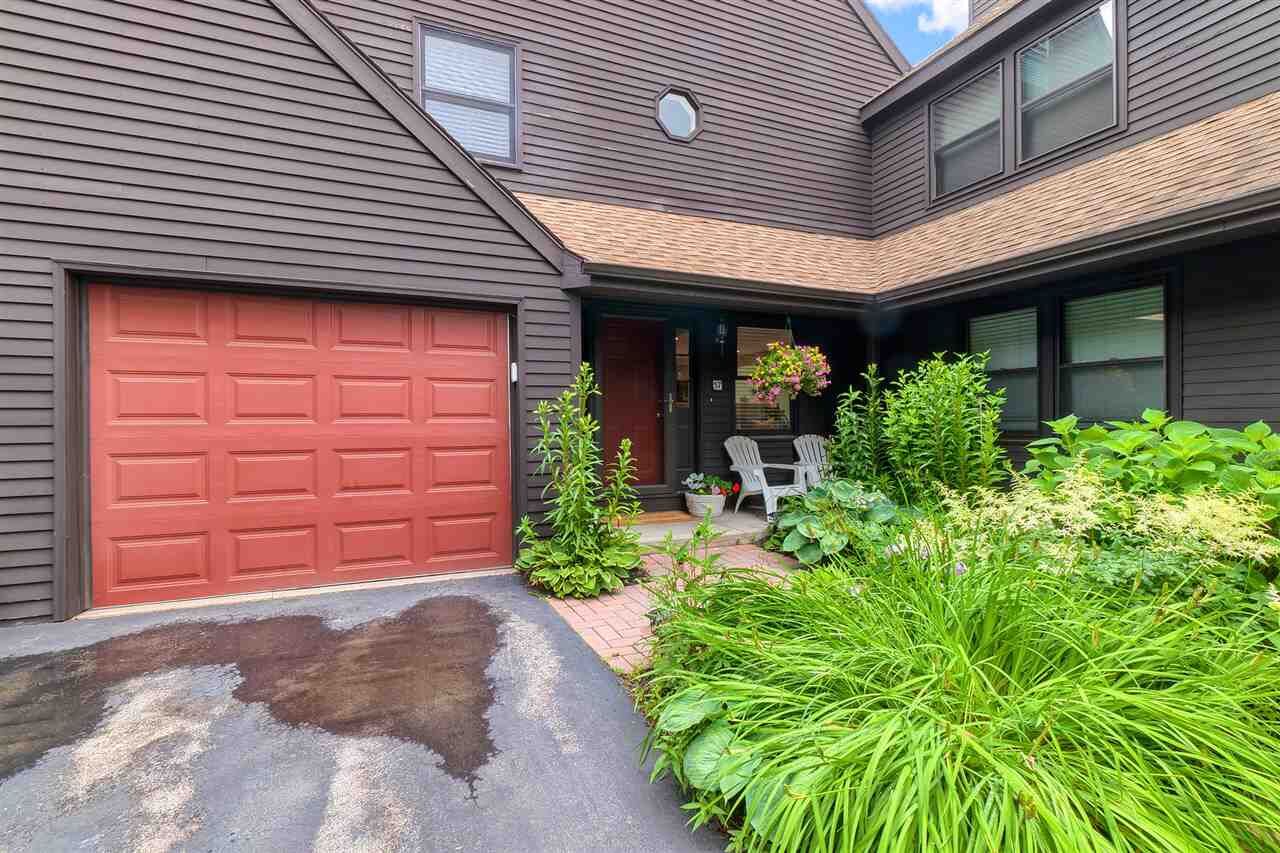 Property Photo:  57 Stacey Circle  NH 03087 
