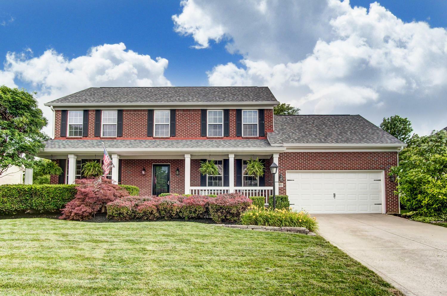 Property Photo: 5982 Farmcreek Court OH 43026