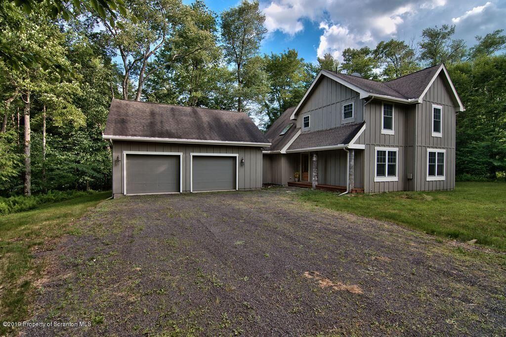 Property Photo:  7 Bass Court  PA 18424 