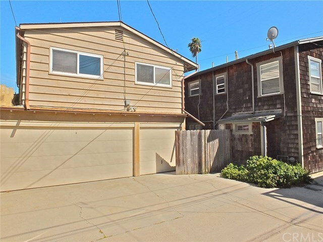 Property Photo: 45 67th Place CA 90803