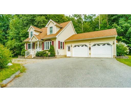 Property Photo: 5 Acorn St MA 01028