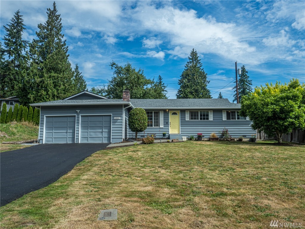 Property Photo: 3231 172nd St SW WA 98037