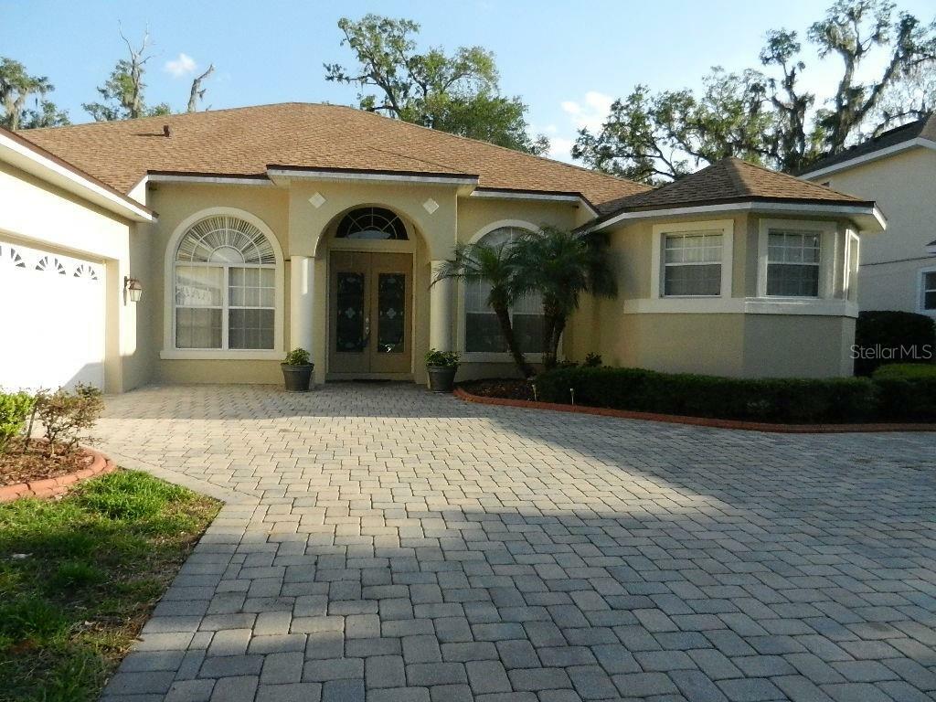 Property Photo:  2350 Rambling Oaks Way  FL 34746 