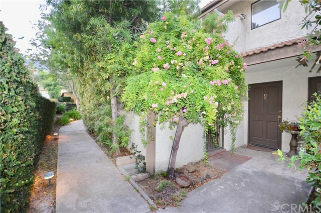 Property Photo:  410 W Sierra Madre Boulevard A  CA 91024 