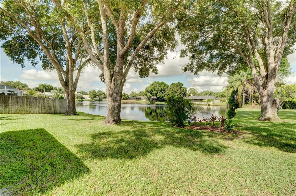 Property Photo:  16214 Pebblebrook Drive  FL 33624 