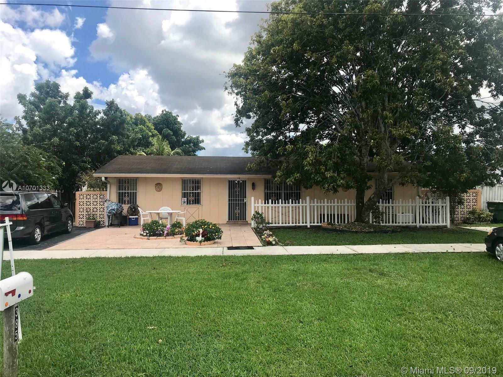 Property Photo:  385 SW 18th Ave  FL 33030 