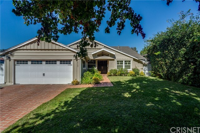 Property Photo:  12727 Cumpston Street  CA 91607 