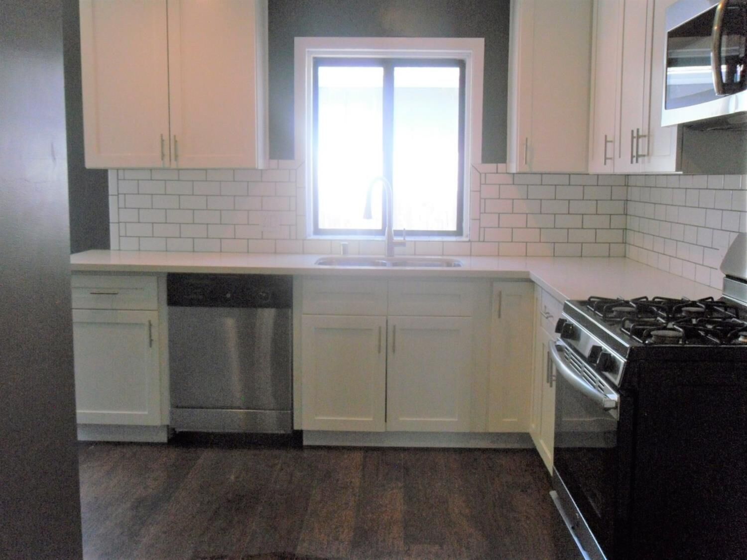 Property Photo: 1424 Hopkins Street CA 95822