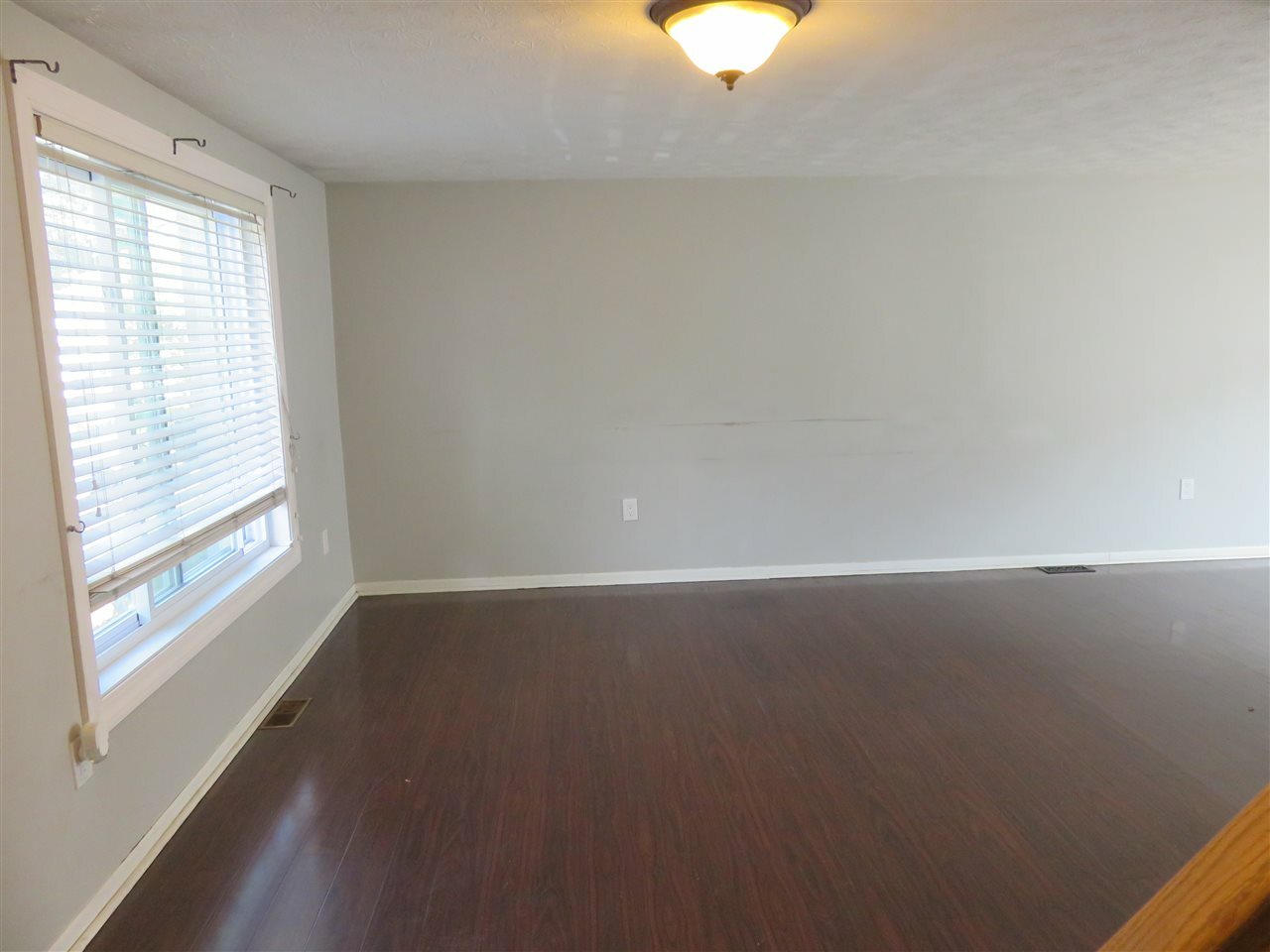 Property Photo: 4 Balcom Street C NH 03062