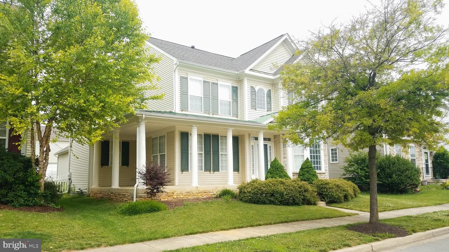 Property Photo:  64 Bullskin Street  WV 25414 