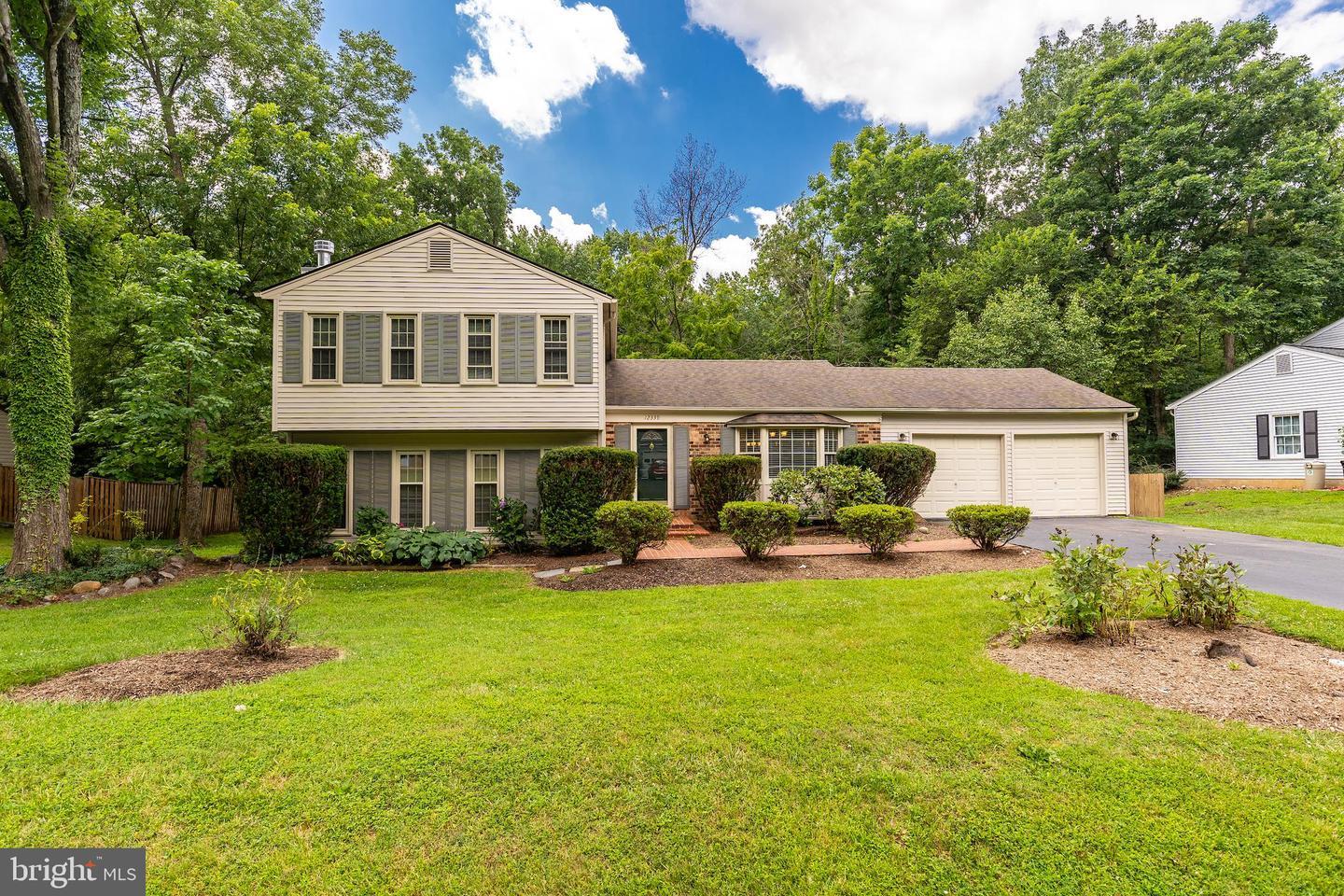 Property Photo:  12339 Coleraine Court  VA 20191 