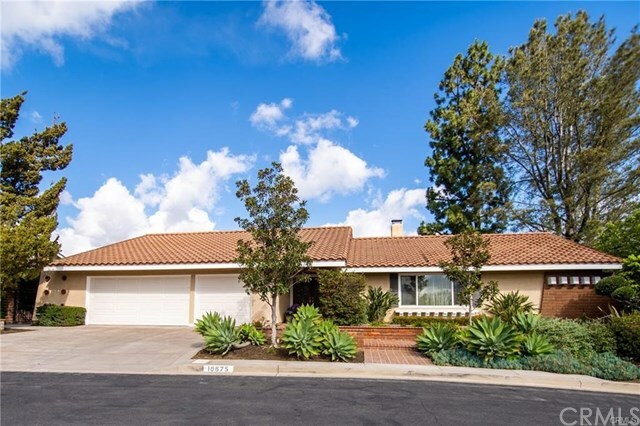 Property Photo:  10675 Equestrian Drive  CA 92705 