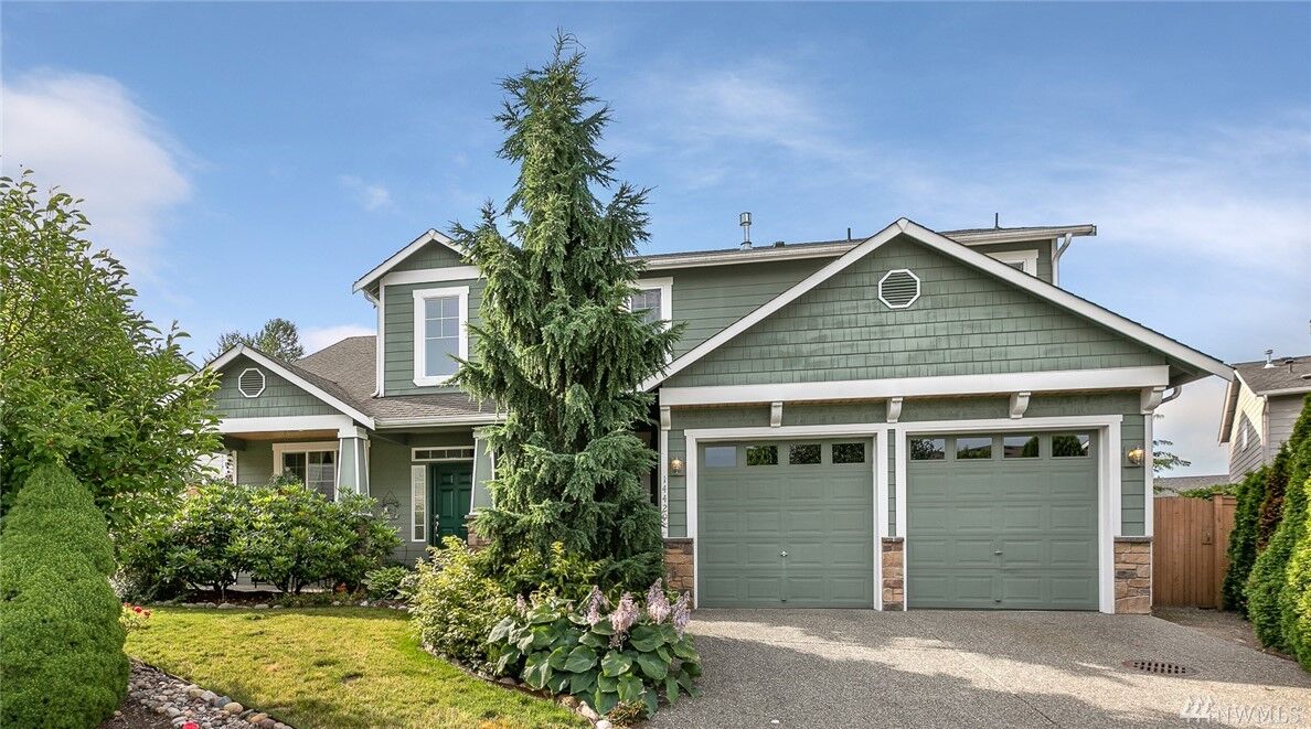 Property Photo:  14429 18th Ave W  WA 98087 