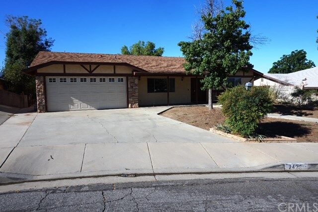 Property Photo:  2425 Thata Way  CA 92544 