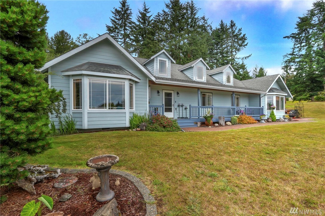 Property Photo: 15273 Virginia Loop Rd NE WA 98370