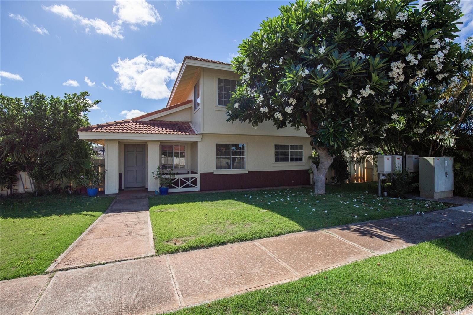 Property Photo:  91-1050 Hoomaliu Street  HI 96707 