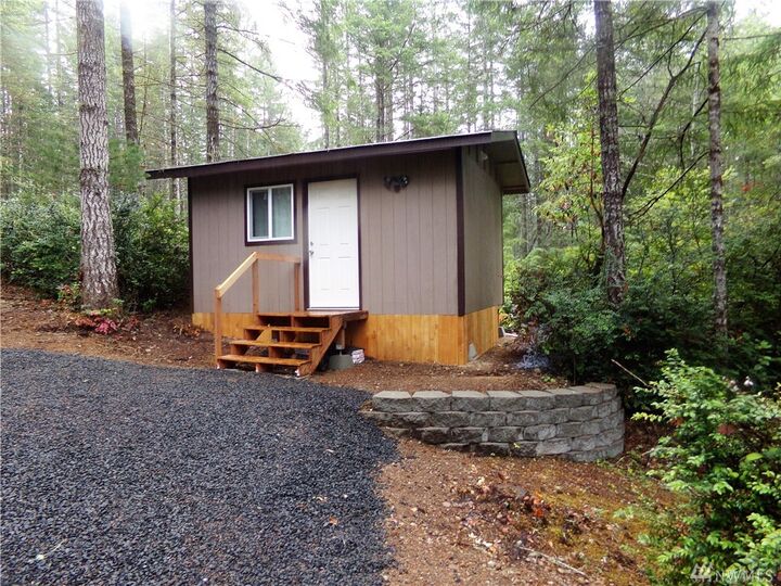 Property Photo:  271 E Sandy Lake Rd  WA 98584 